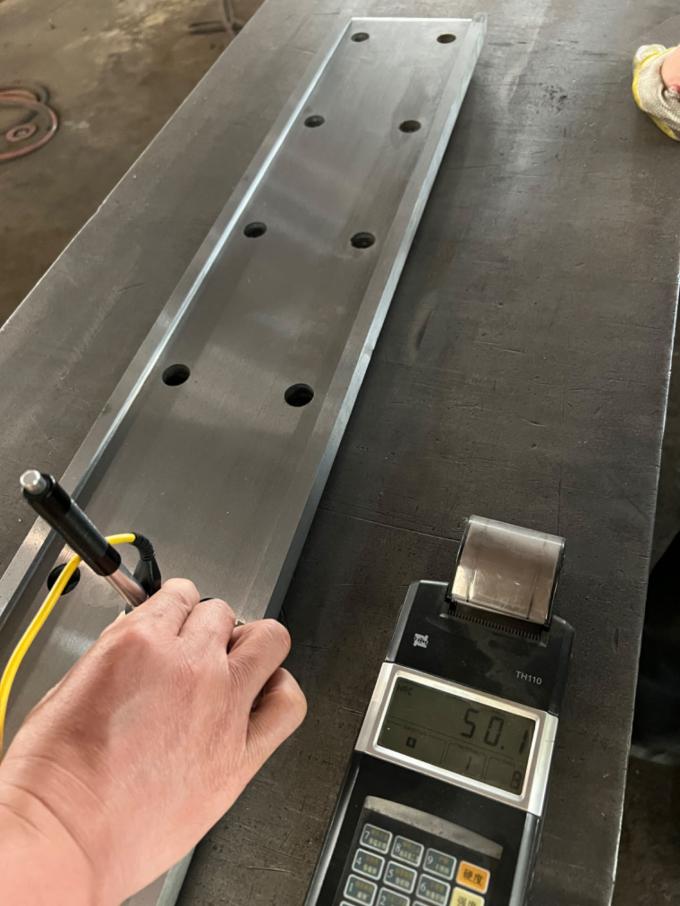 Machine à cisaillement hydraulique personnalisée Lamelles de cisaillement Lamelles d'acier inoxydable Coupe de couteau Machine à cisaillement métallique Lamelle 16